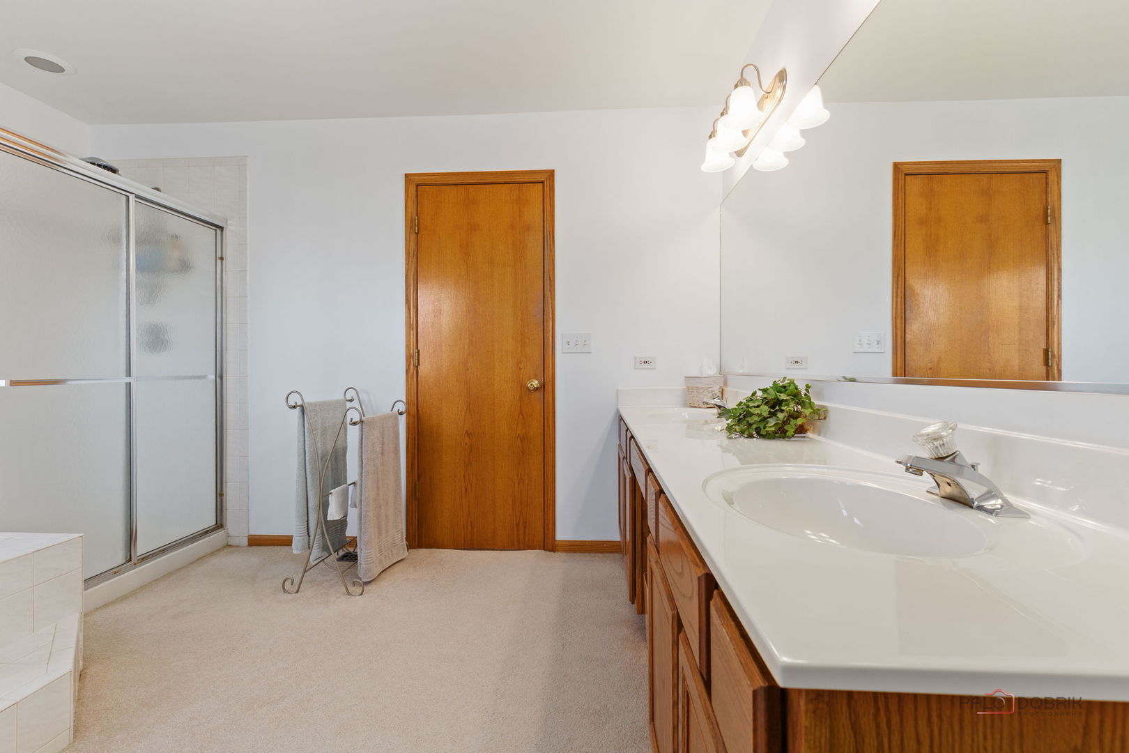 1490 Pheasant Trail Court Property Photo 25
