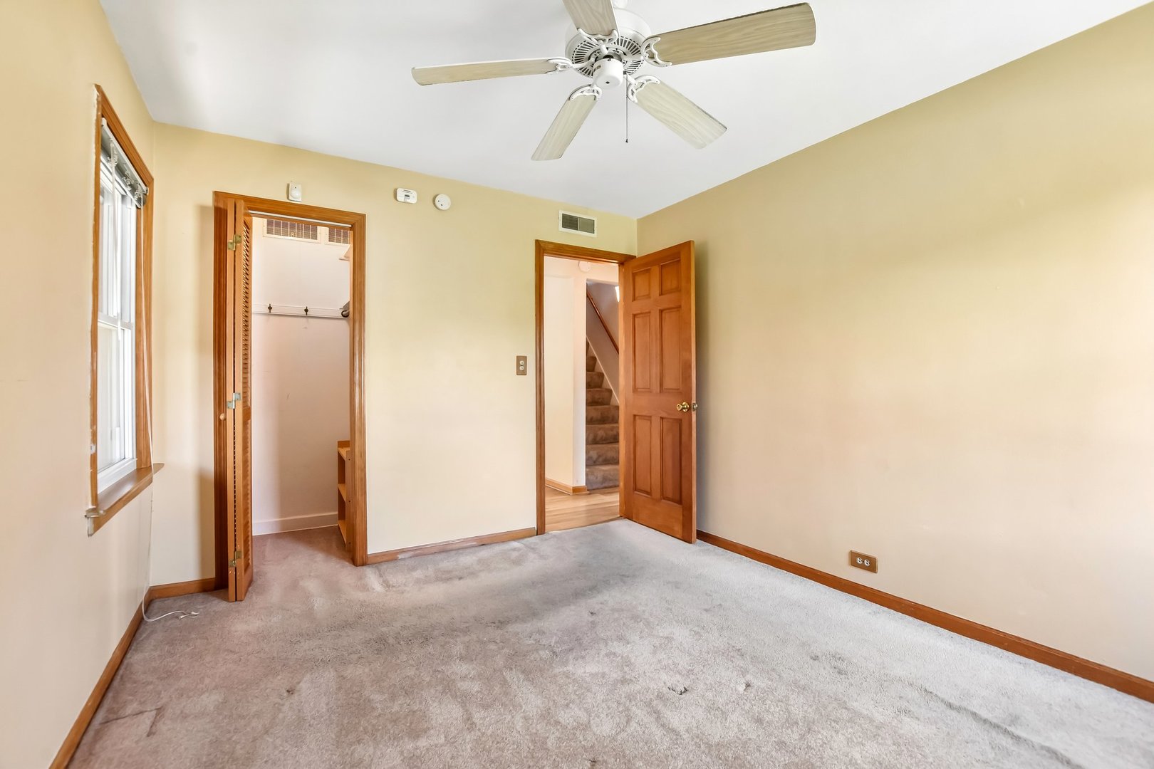 1923 N 74th Avenue Property Photo 13