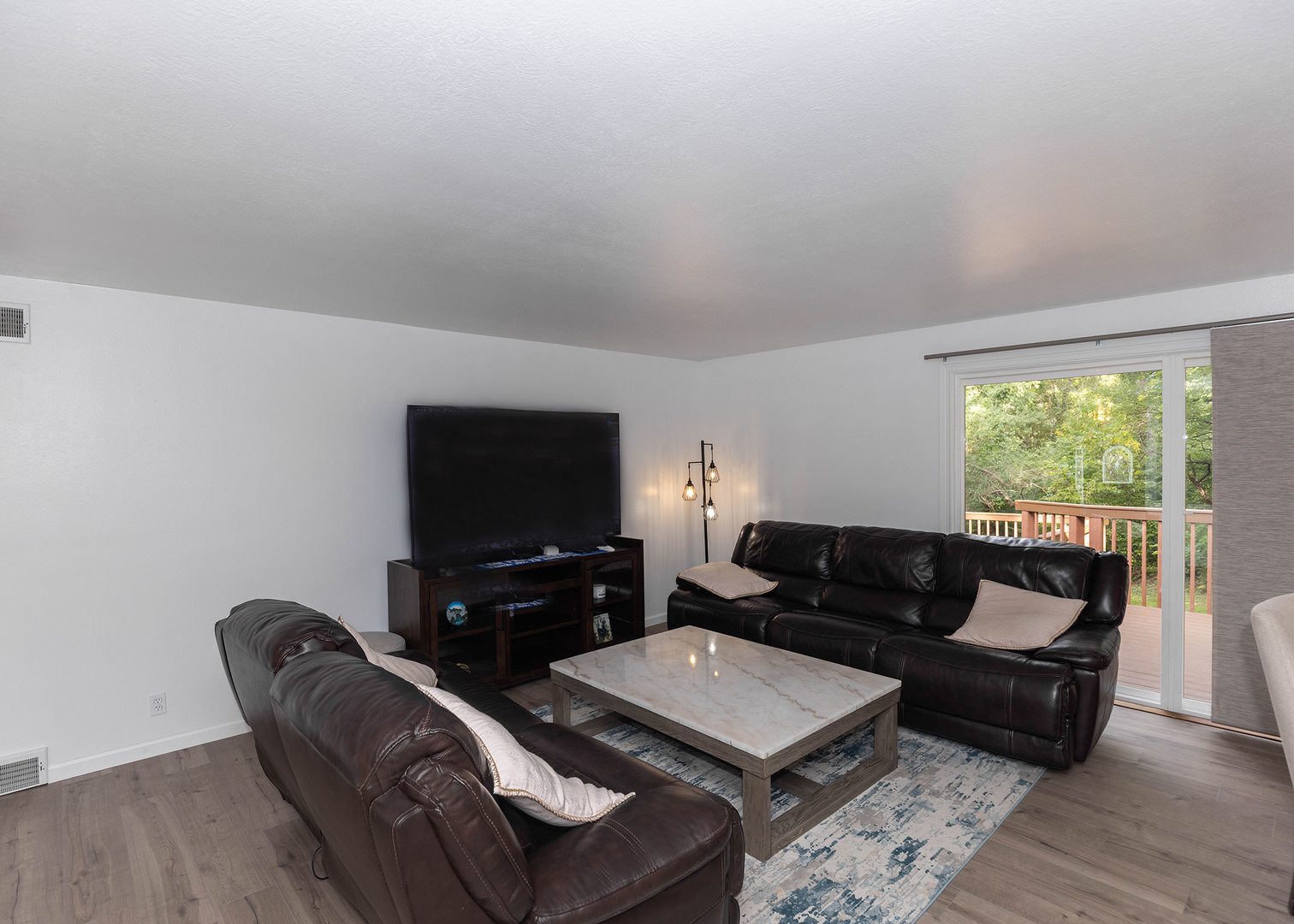 5317 36th Avenue Court Property Photo 5