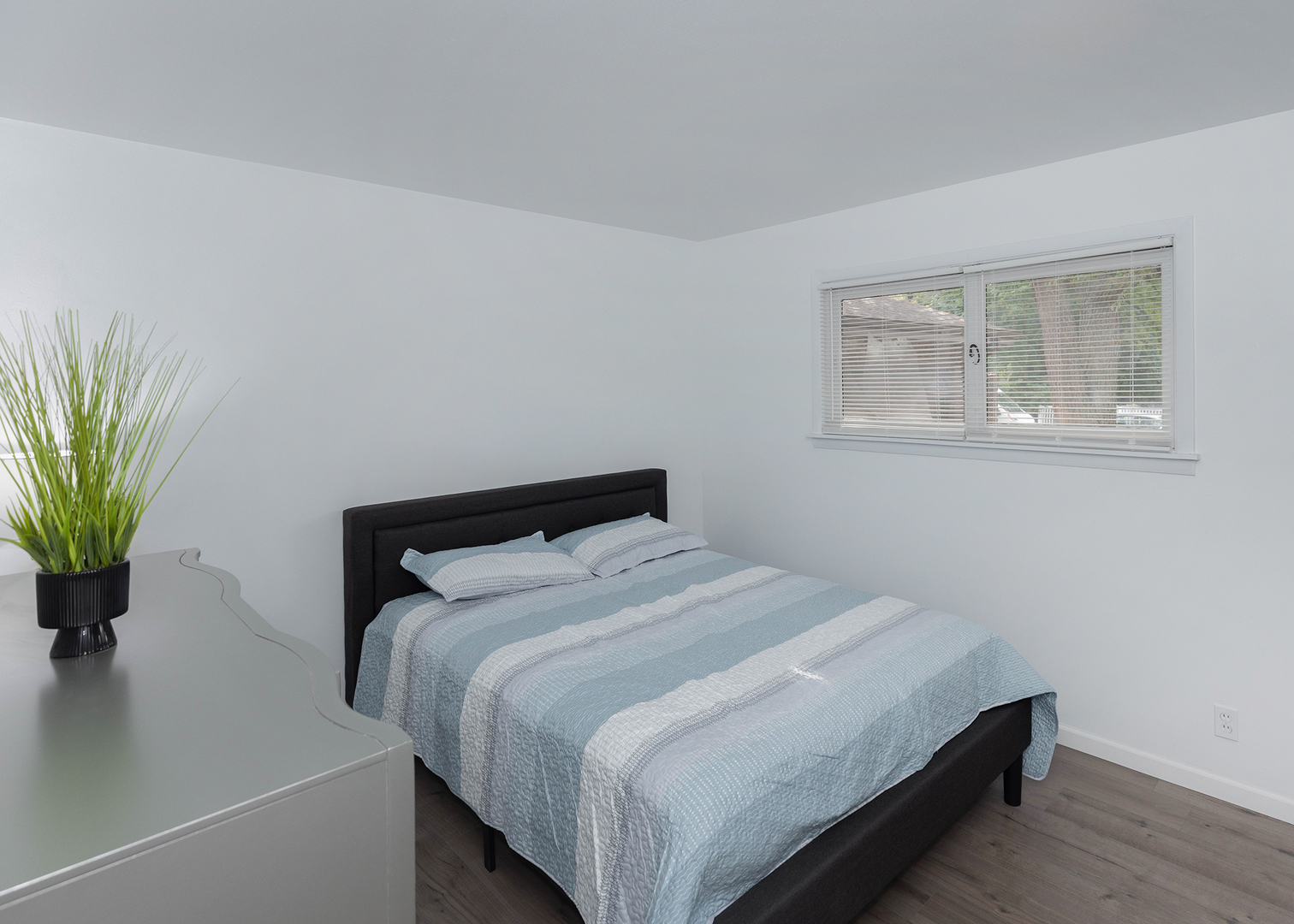 5317 36th Avenue Court Property Photo 20