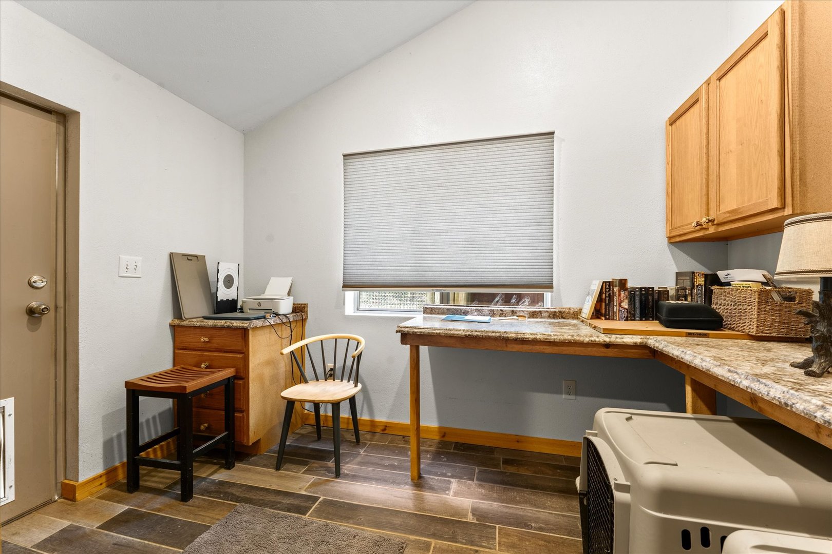 7302 River Road Property Photo 17