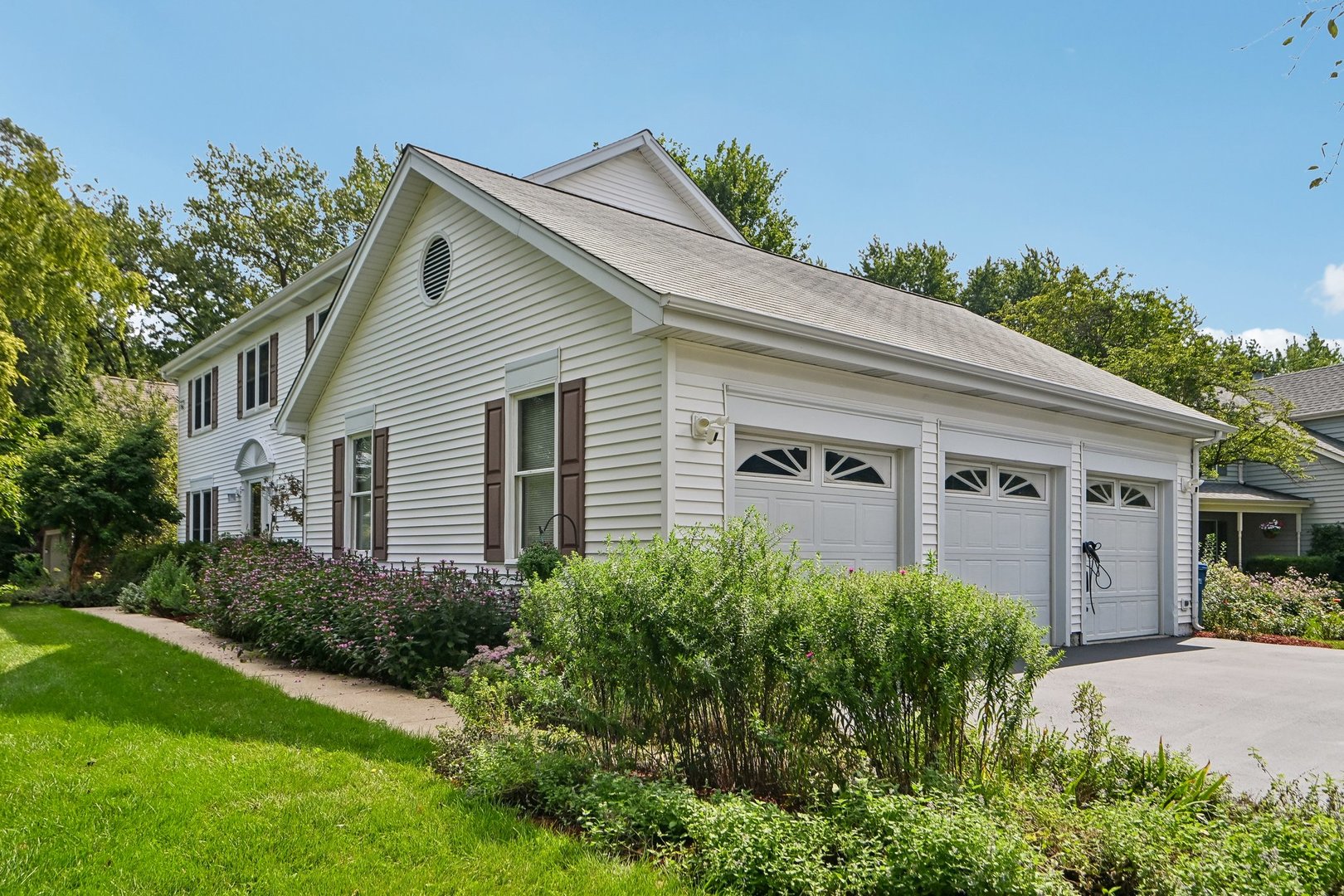 1898 Kaneville Road Property Photo 1