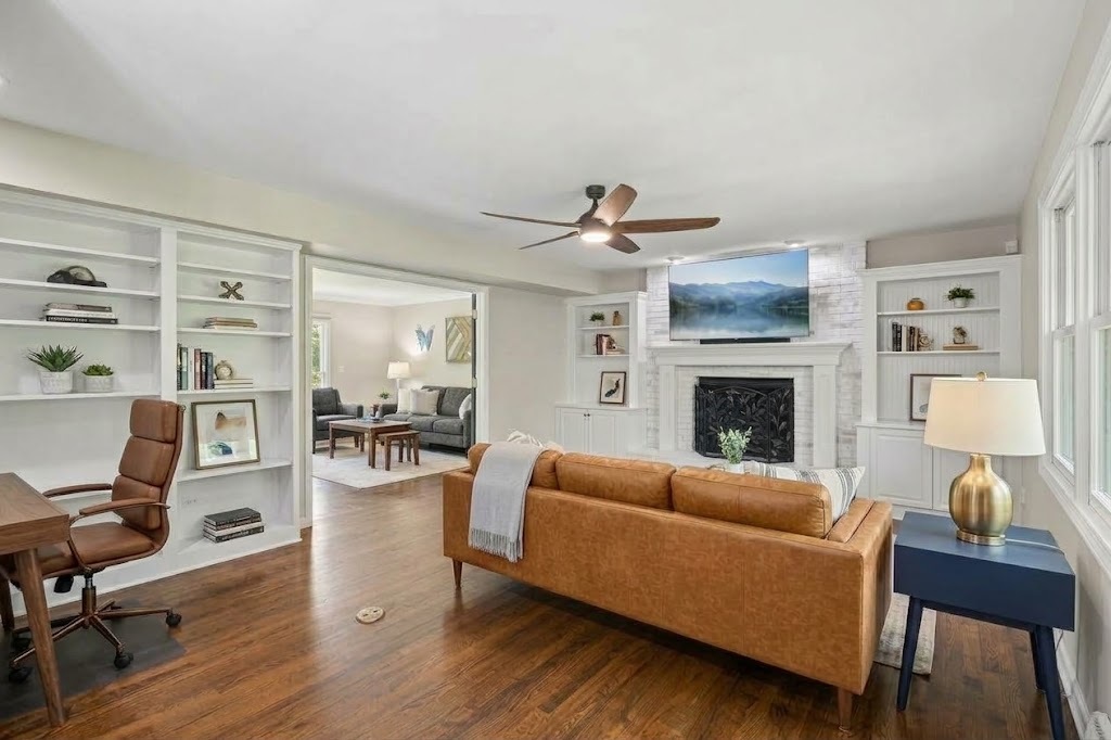 1898 Kaneville Road Property Photo 7