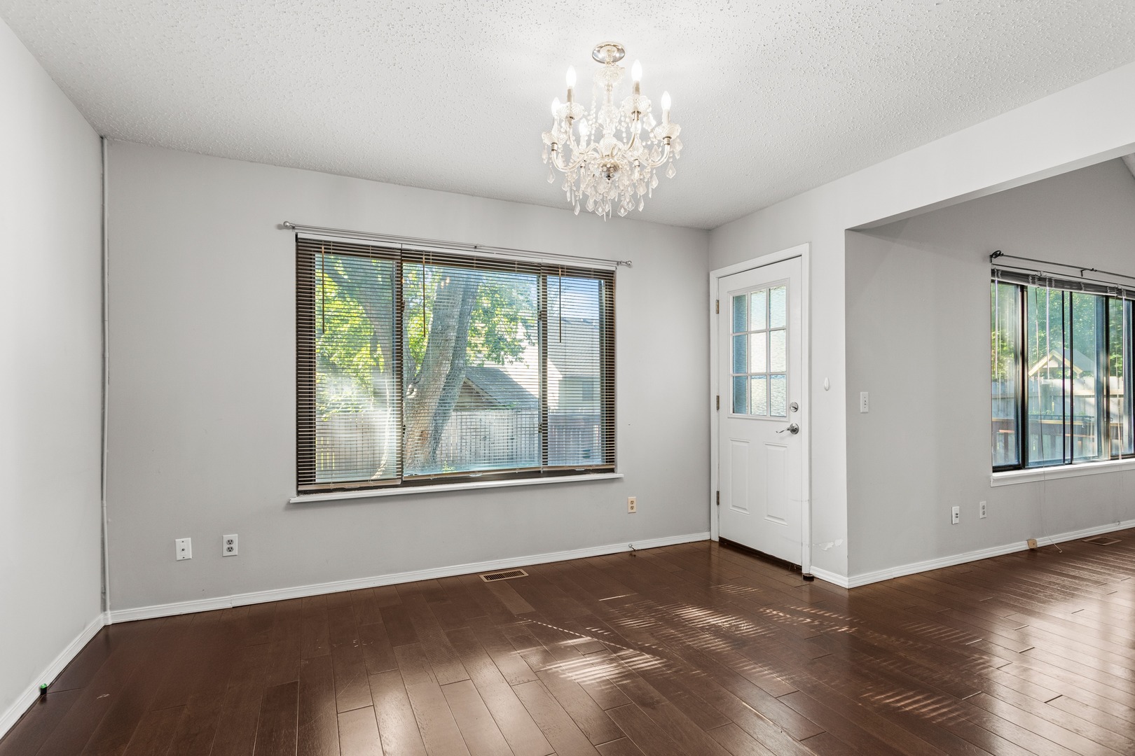 726 Higgins Road Property Photo 10