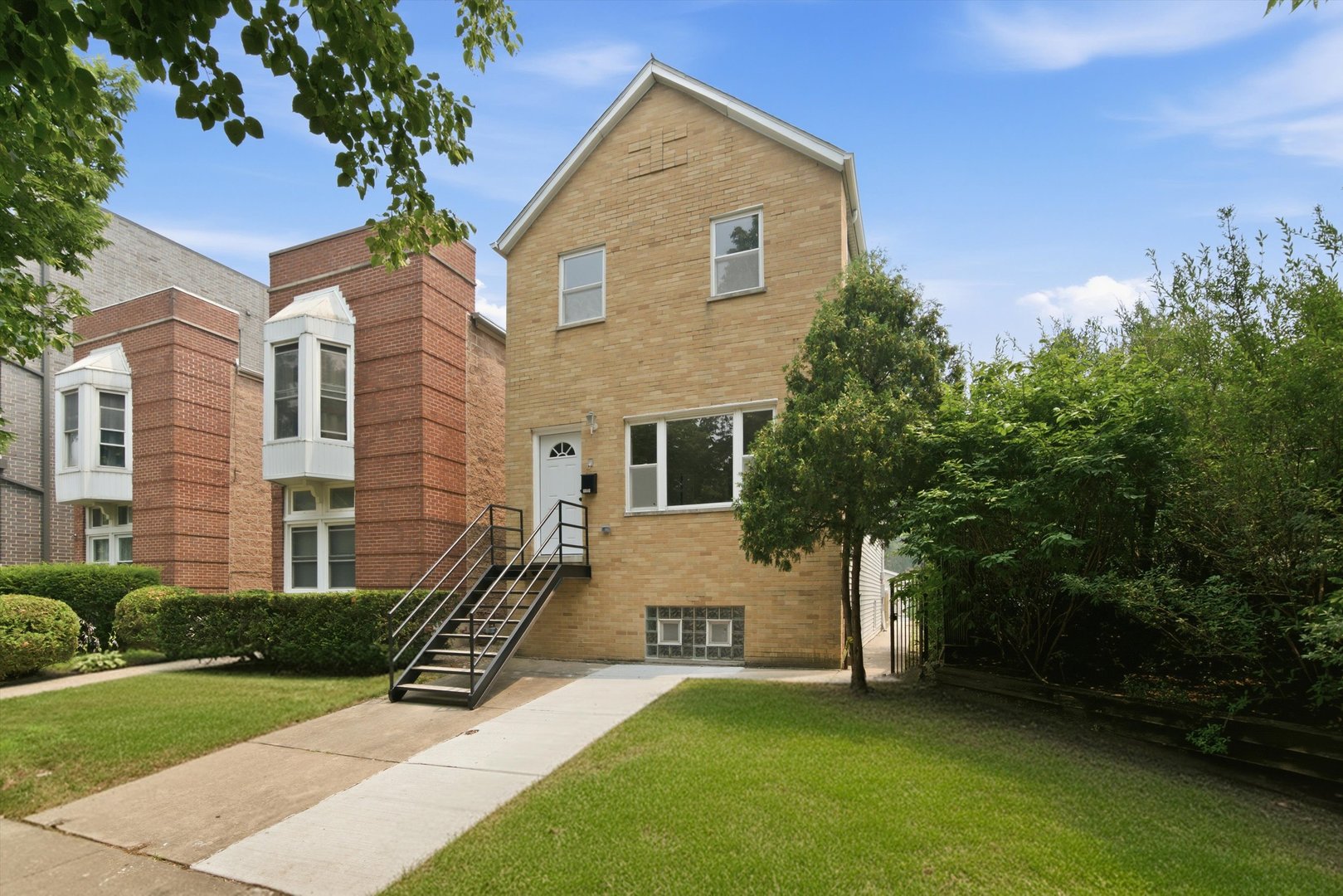 3343 S Michigan Avenue Property Photo 1