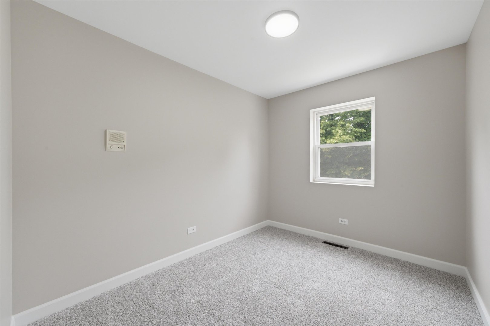 3343 S Michigan Avenue Property Photo 14