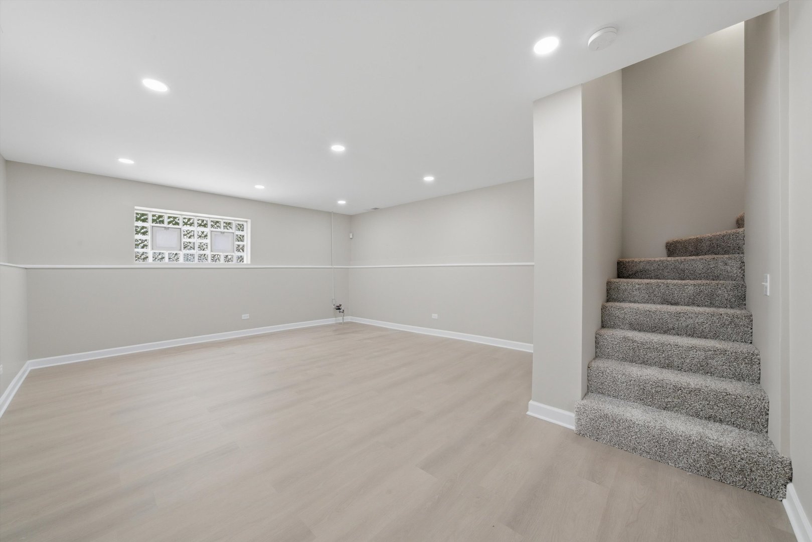3343 S Michigan Avenue Property Photo 17