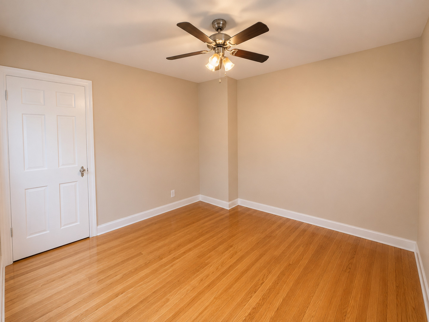 1693 Linden Street Property Photo 16