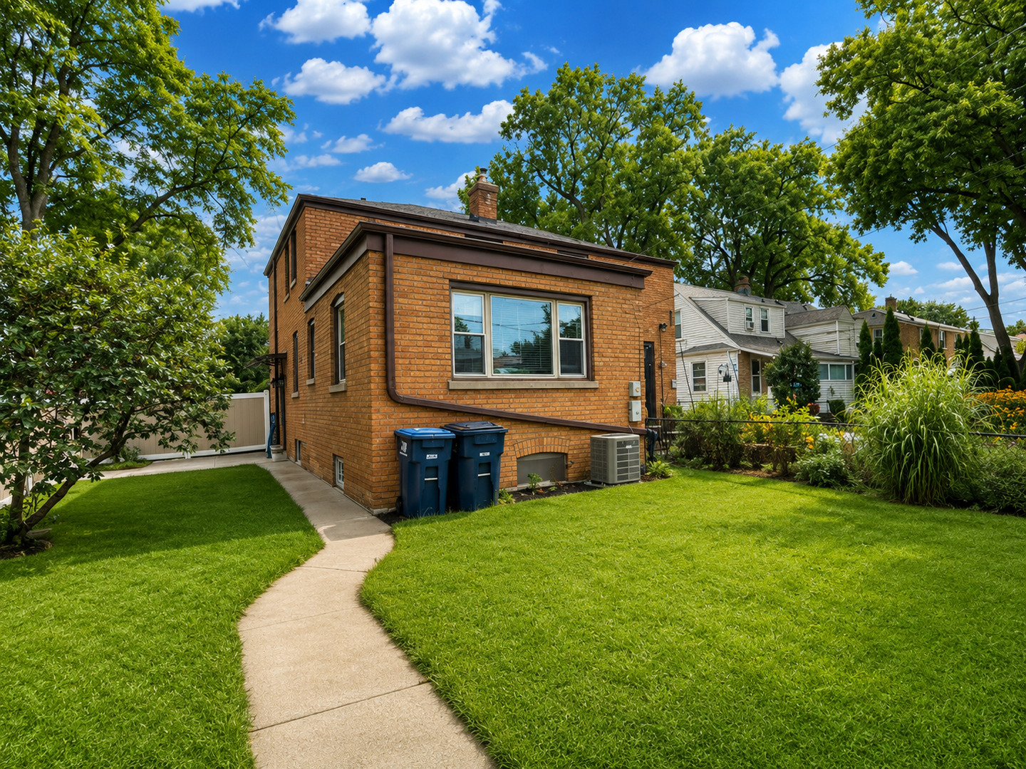 1693 Linden Street Property Photo 20