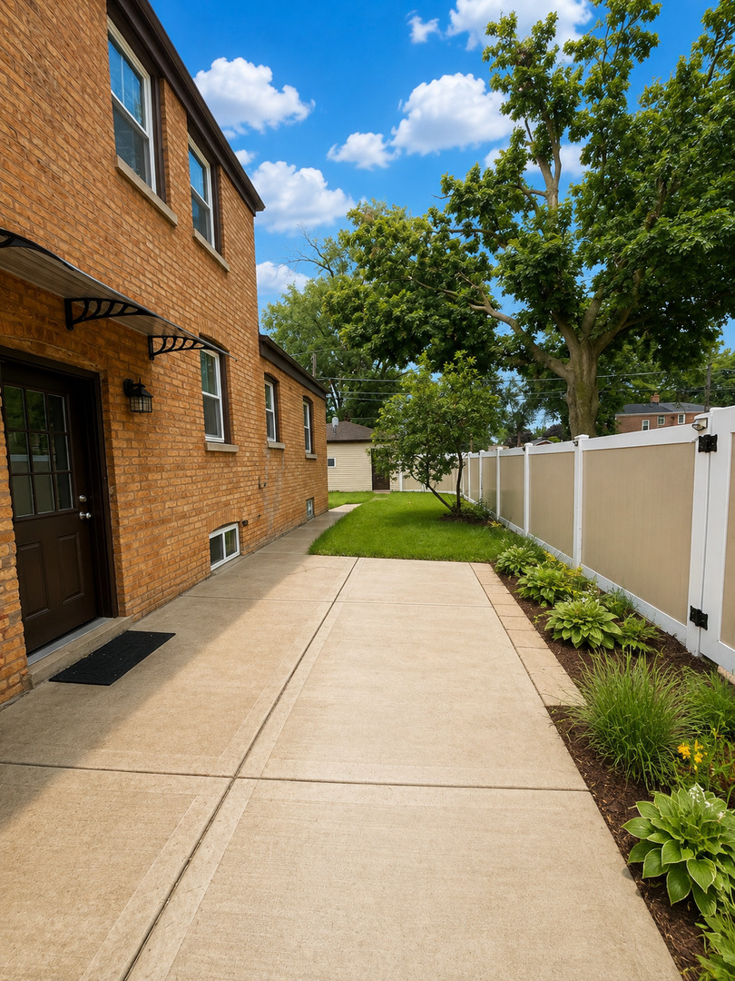 1693 Linden Street Property Photo 21