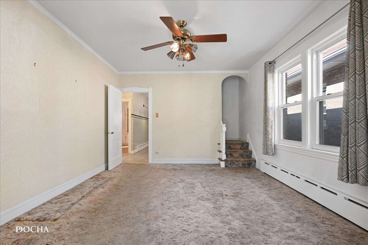2928 N 76th Court Property Photo 4