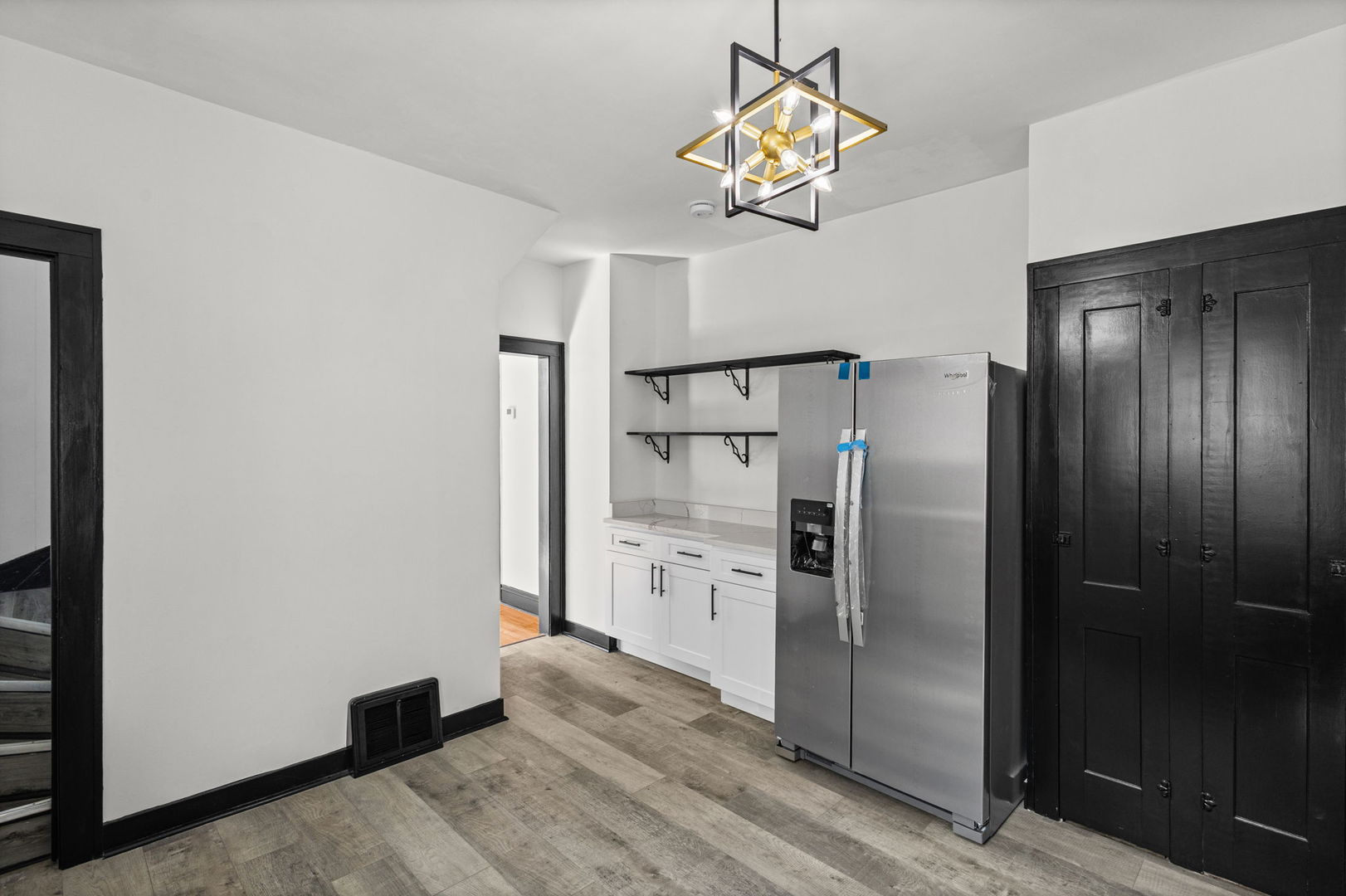 10119 S Wentworth Avenue Property Photo 12
