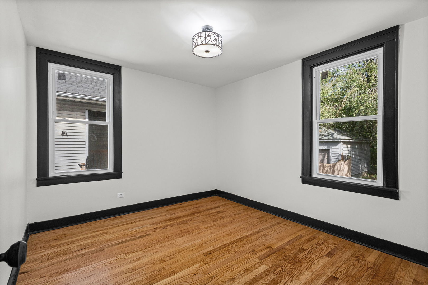 10119 S Wentworth Avenue Property Photo 17