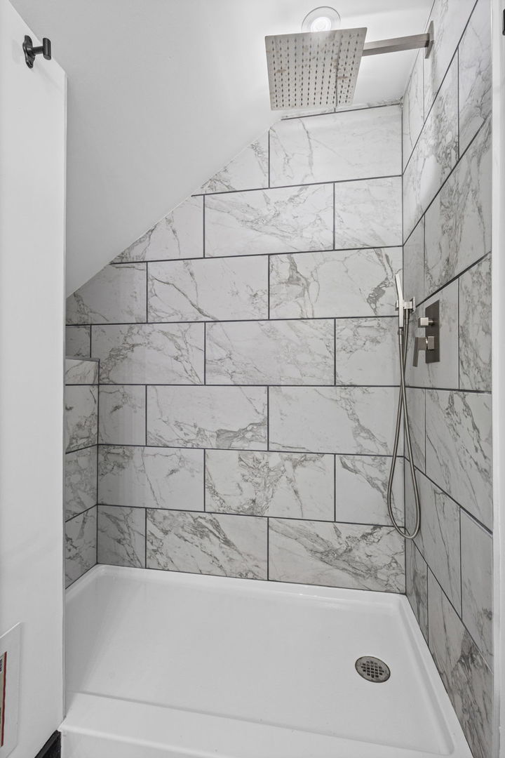 10119 S Wentworth Avenue Property Photo 25