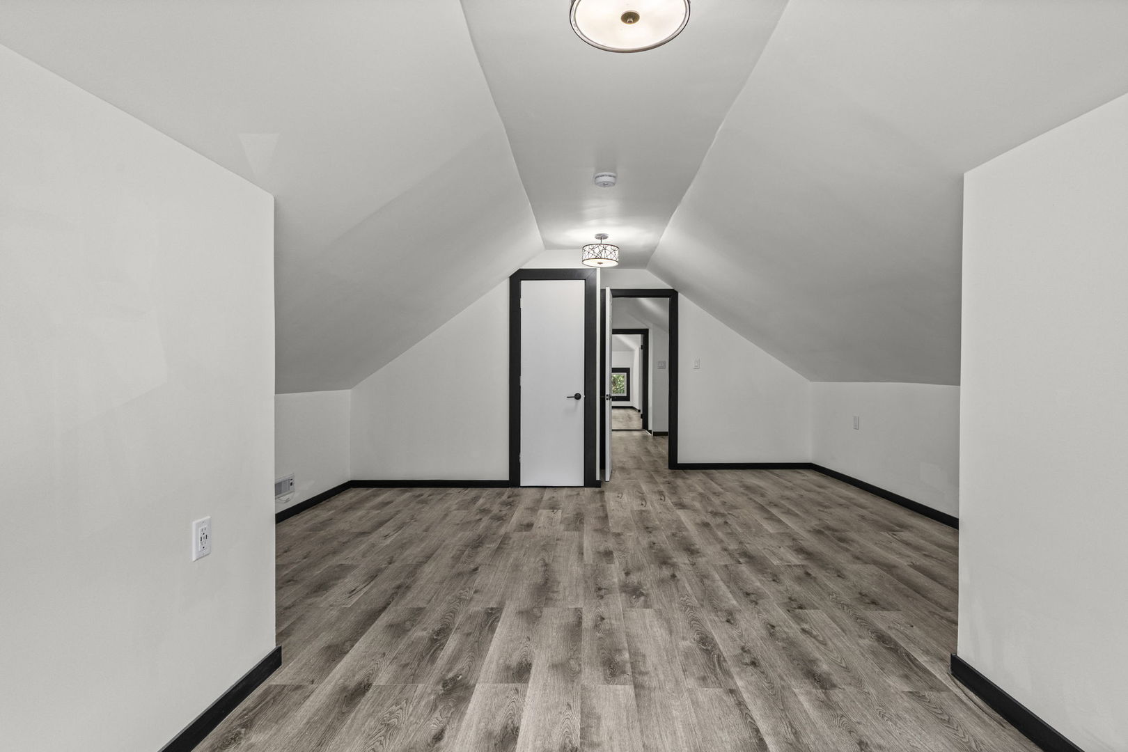 10119 S Wentworth Avenue Property Photo 28