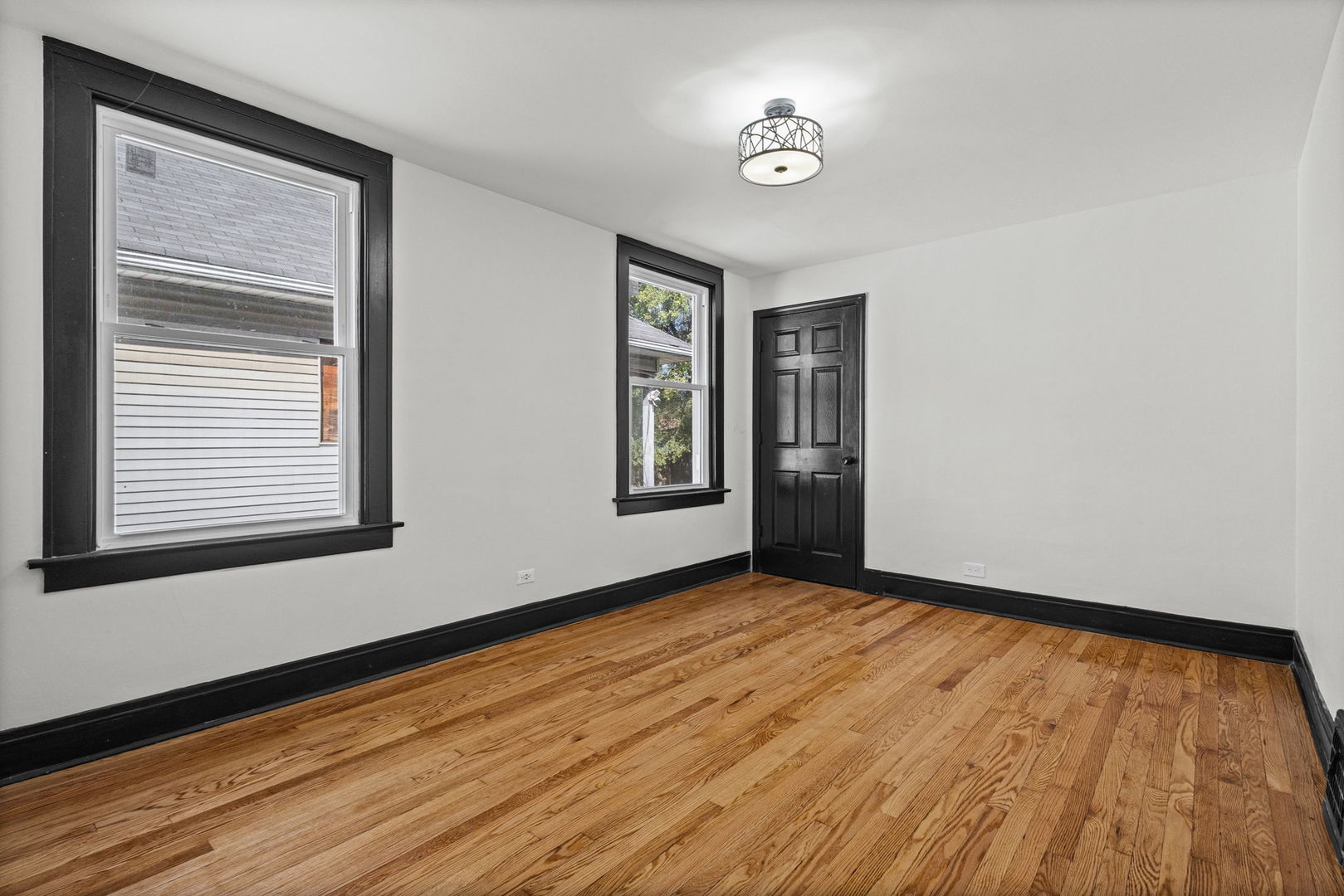 10119 S Wentworth Avenue Property Photo 29