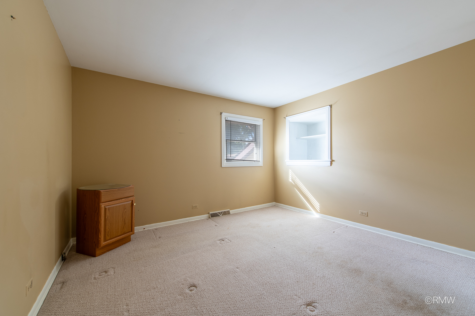 4 N 270 9th Avenue Property Photo 10