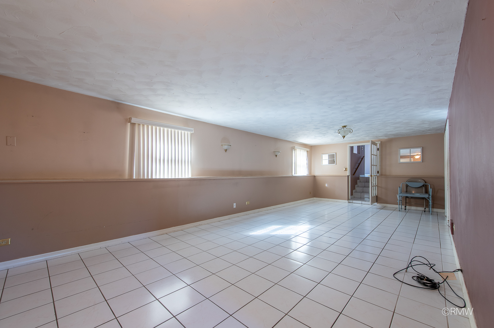 4 N 270 9th Avenue Property Photo 14