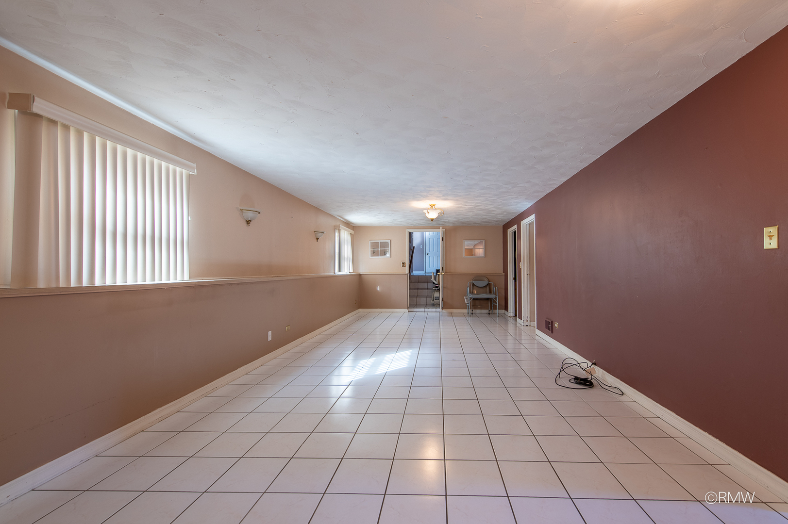 4 N 270 9th Avenue Property Photo 16