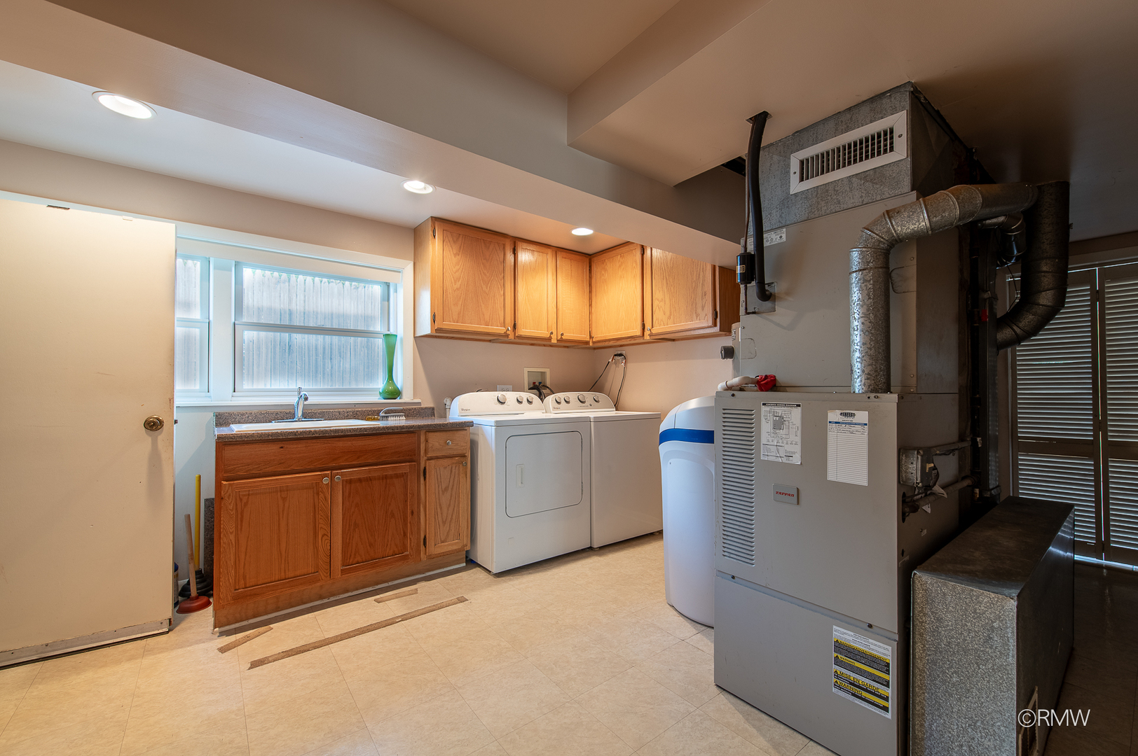 4 N 270 9th Avenue Property Photo 17