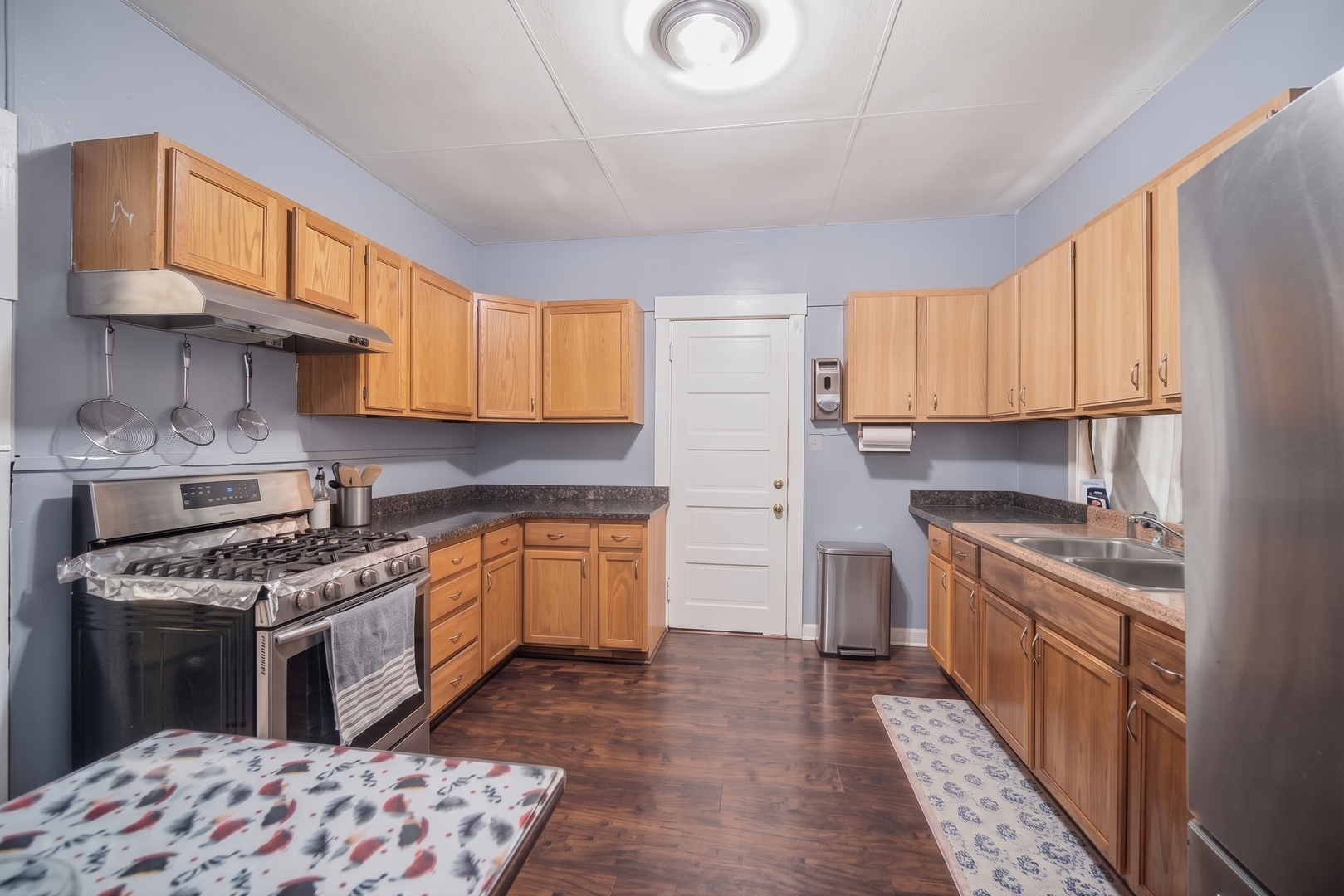 4953 S Artesian Avenue Property Photo 13
