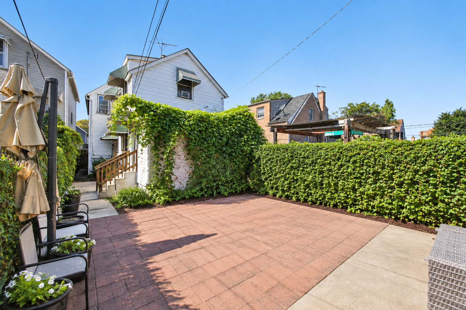 4953 S Artesian Avenue Property Photo 18