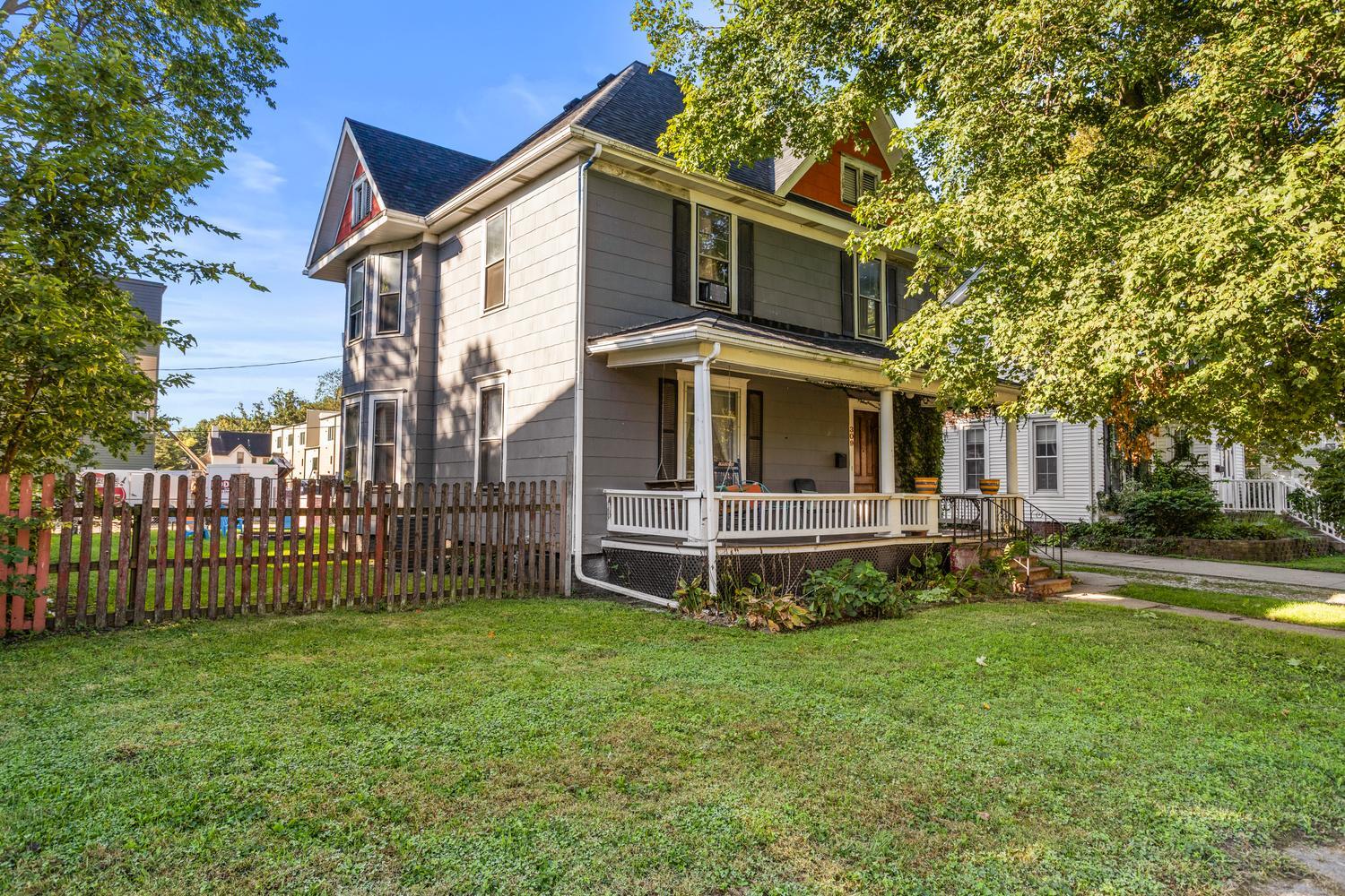 309 W White Street Property Photo 1