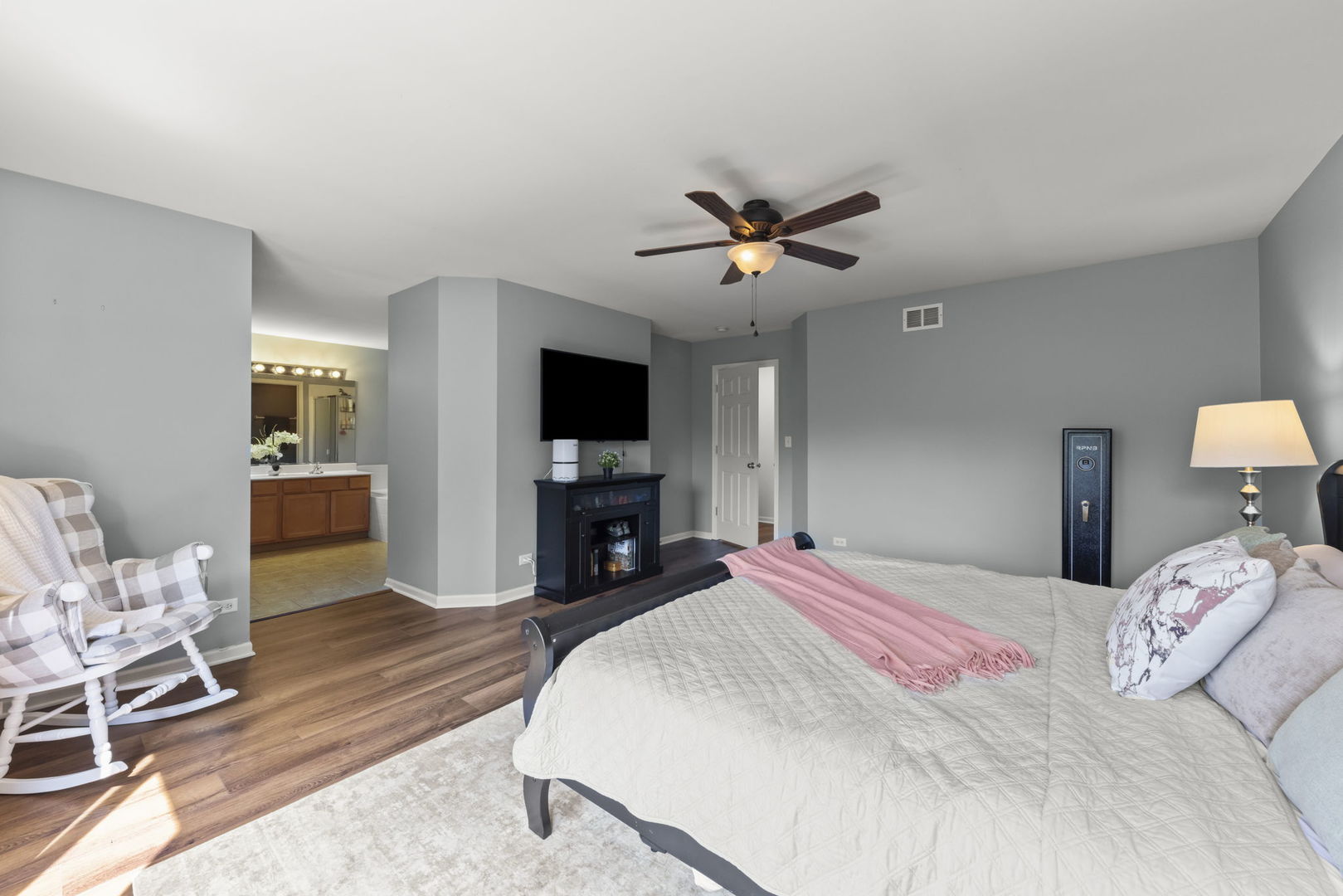 1034 Stephen Court Property Photo 15