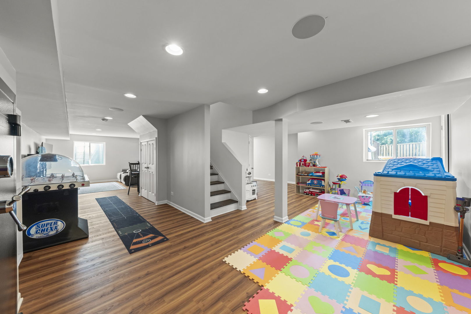 1034 Stephen Court Property Photo 23