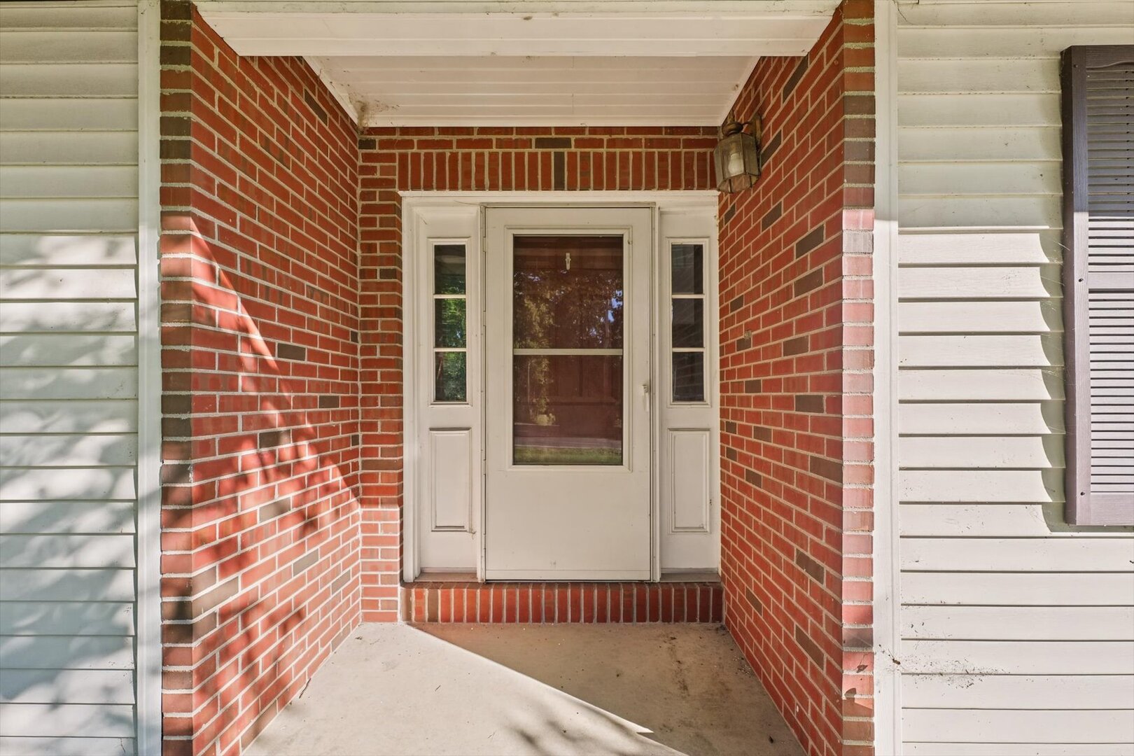 2210 E Perkins Road Property Photo 4