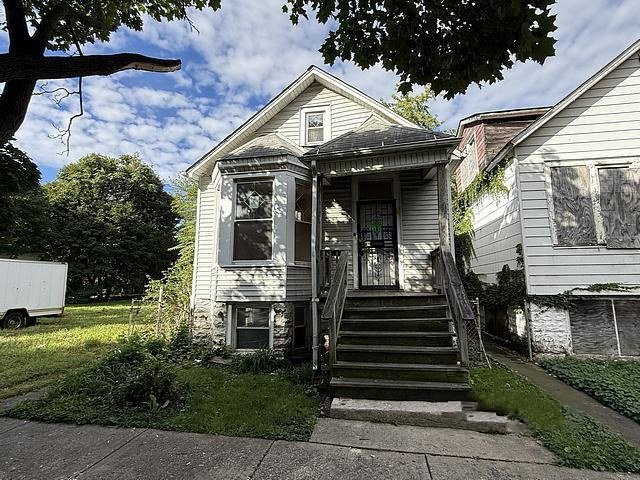 5140 S Emerald Avenue Property Photo 1