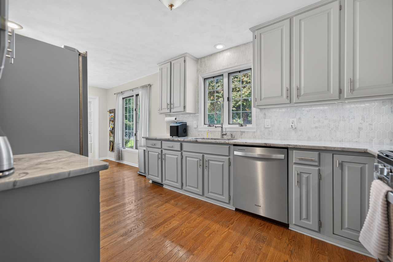 9176 Forest Ridge Drive Property Photo 13