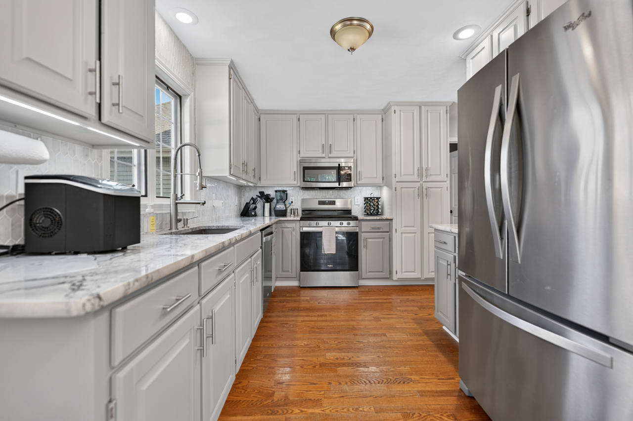 9176 Forest Ridge Drive Property Photo 15
