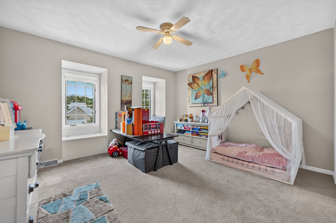 9176 Forest Ridge Drive Property Photo 29
