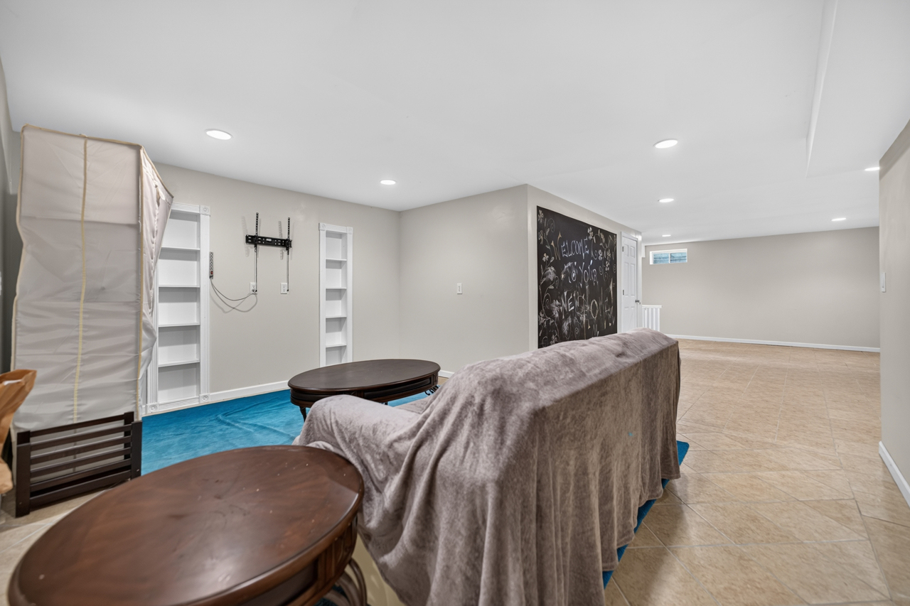 9176 Forest Ridge Drive Property Photo 37