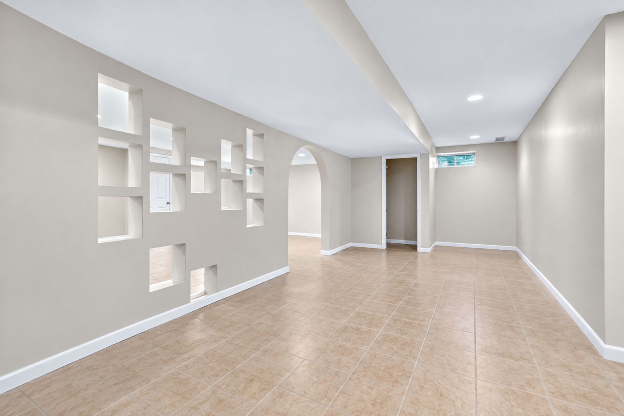 9176 Forest Ridge Drive Property Photo 43