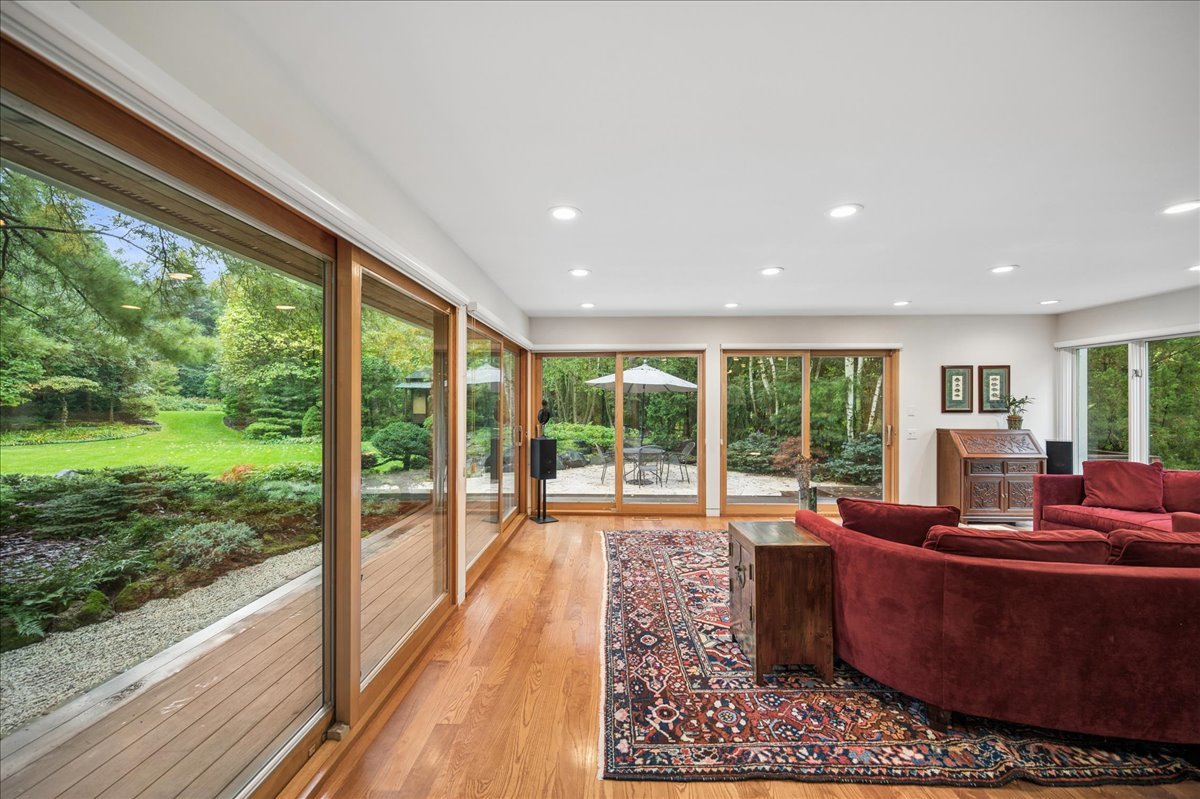 11 Rockgate Lane Property Photo 32