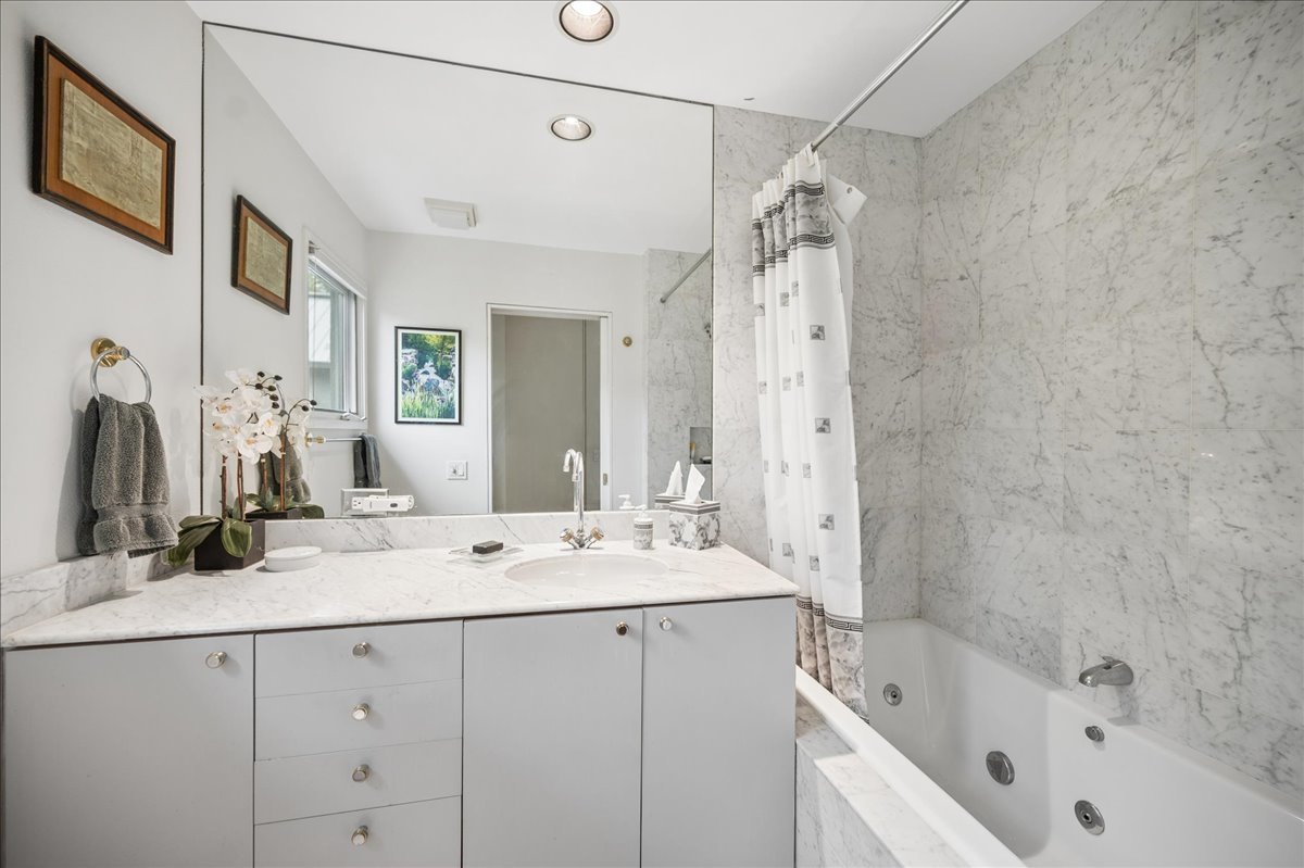 11 Rockgate Lane Property Photo 38