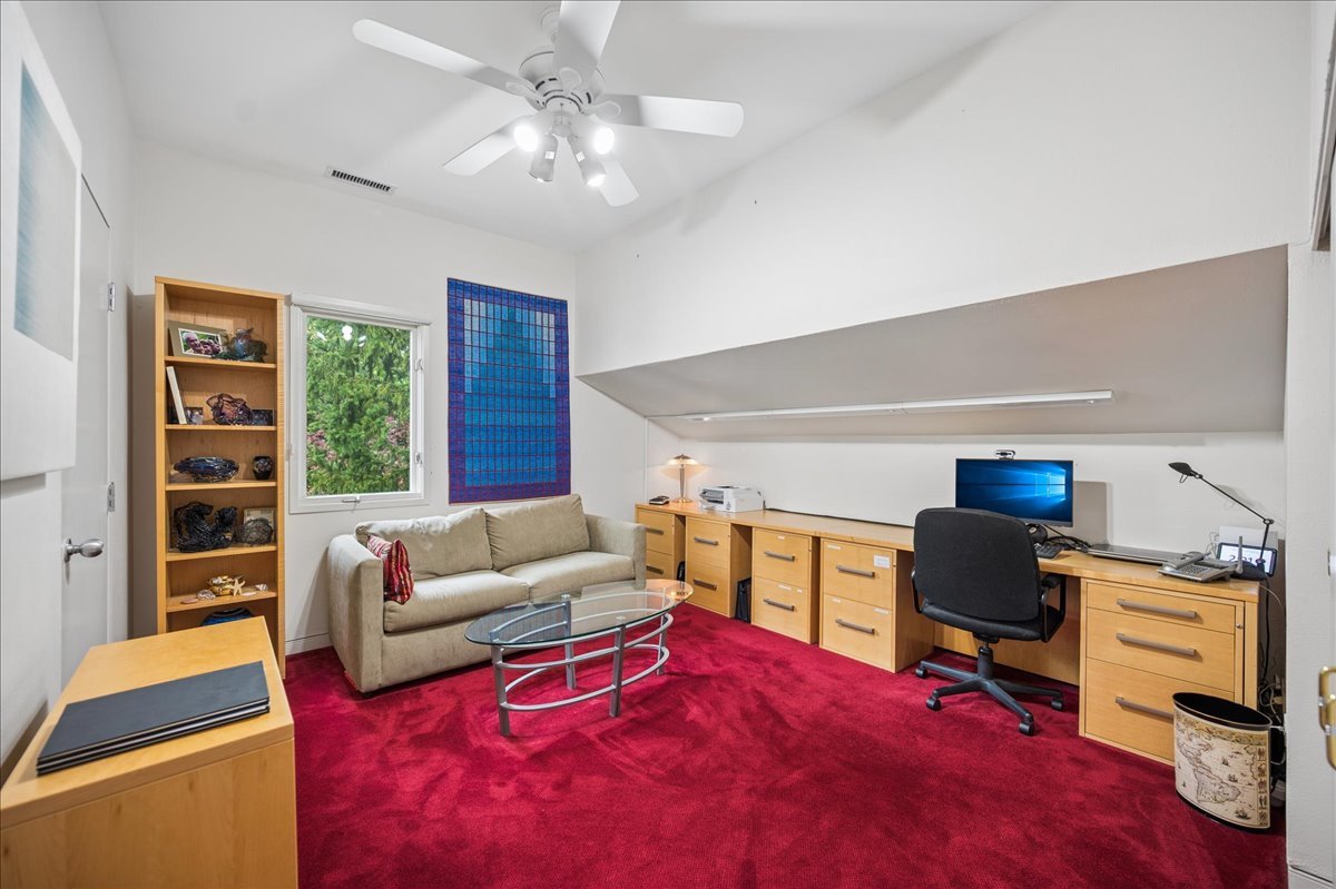11 Rockgate Lane Property Photo 40