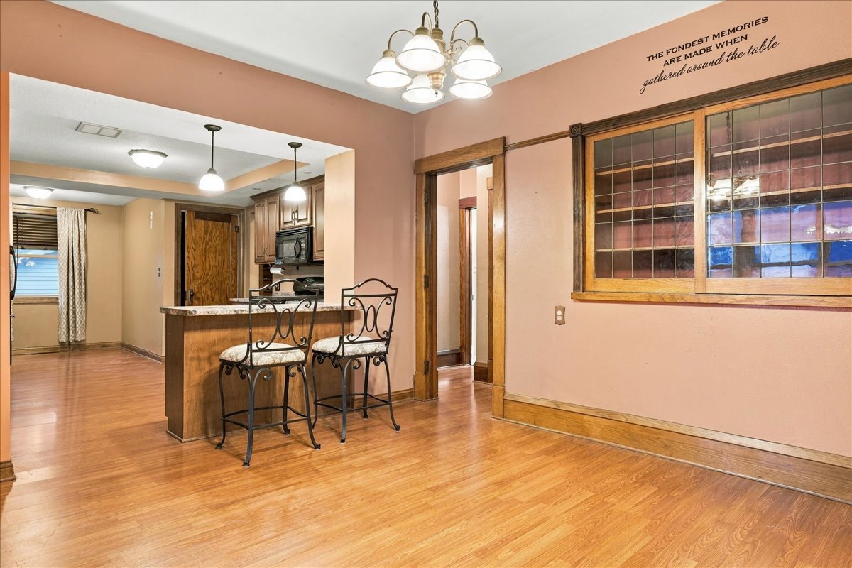 311 E Jefferson Street Property Photo 8