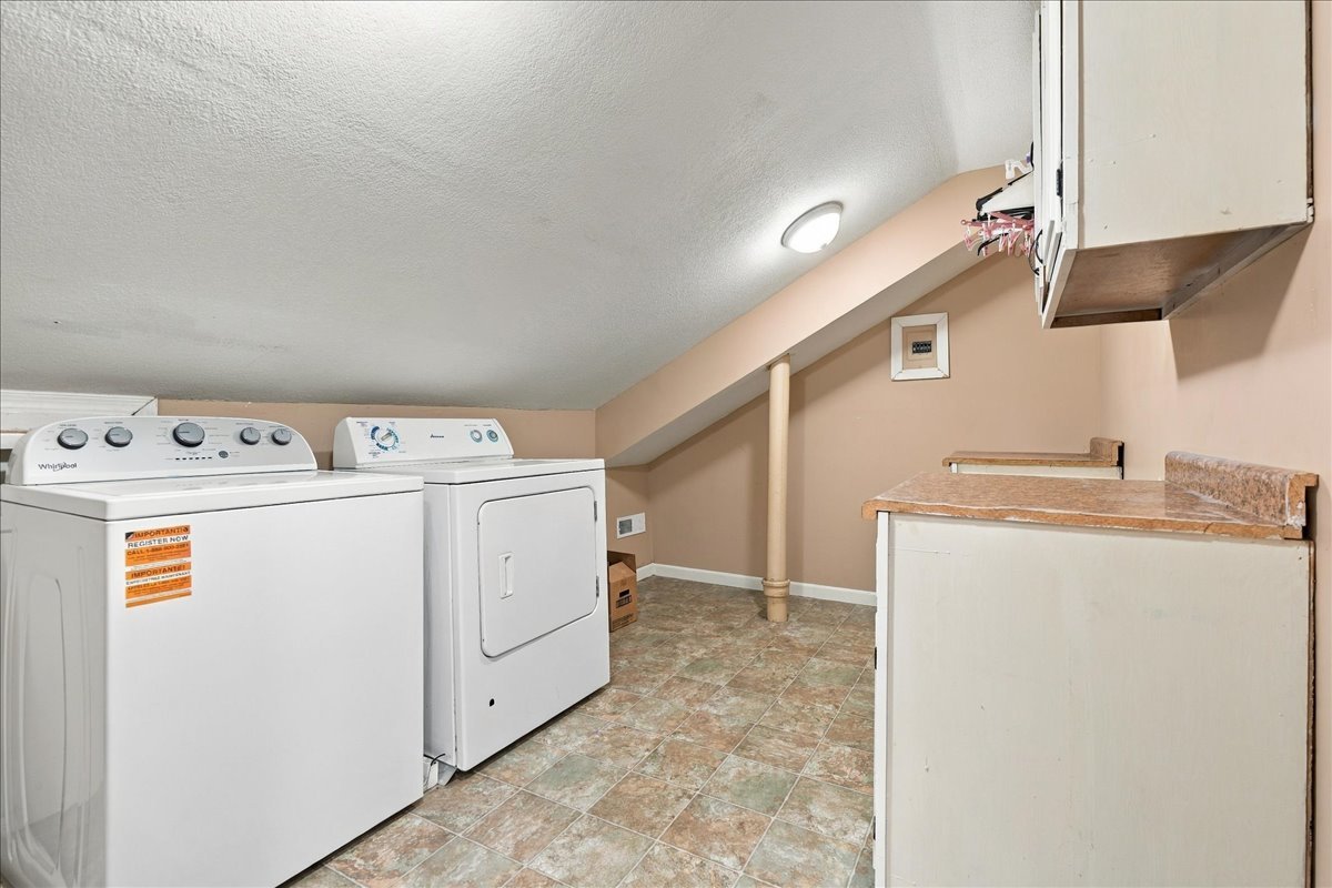 311 E Jefferson Street Property Photo 22