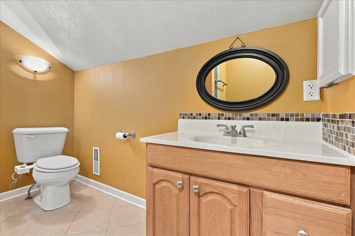 311 E Jefferson Street Property Photo 23