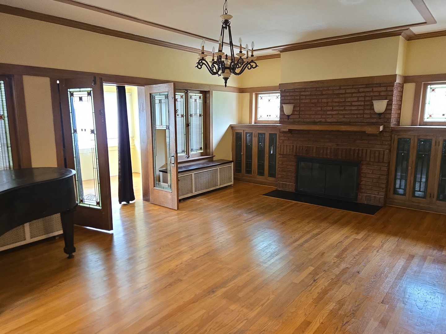 441 N Central Park Avenue Property Photo 4