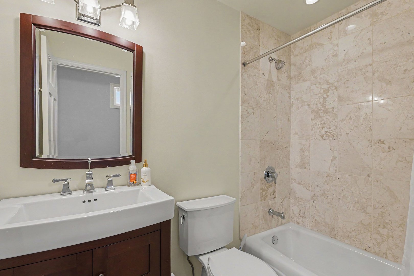 1619 W Hollywood Avenue 3 Property Photo 11