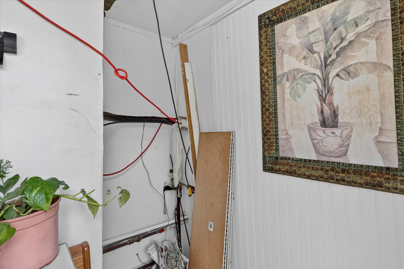 2831 Collins Street Property Photo 10