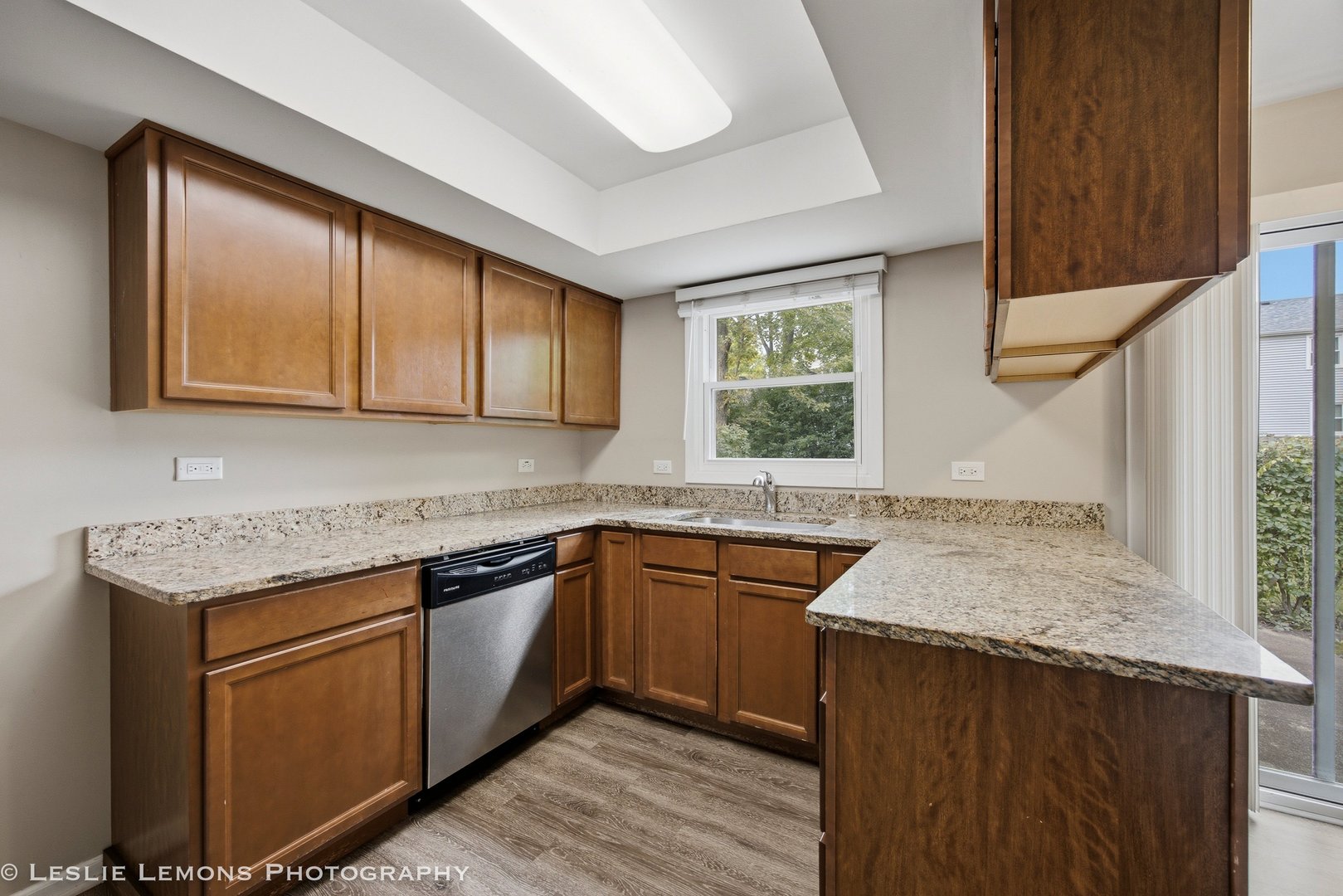 651 Woodhollow Lane Property Photo 12