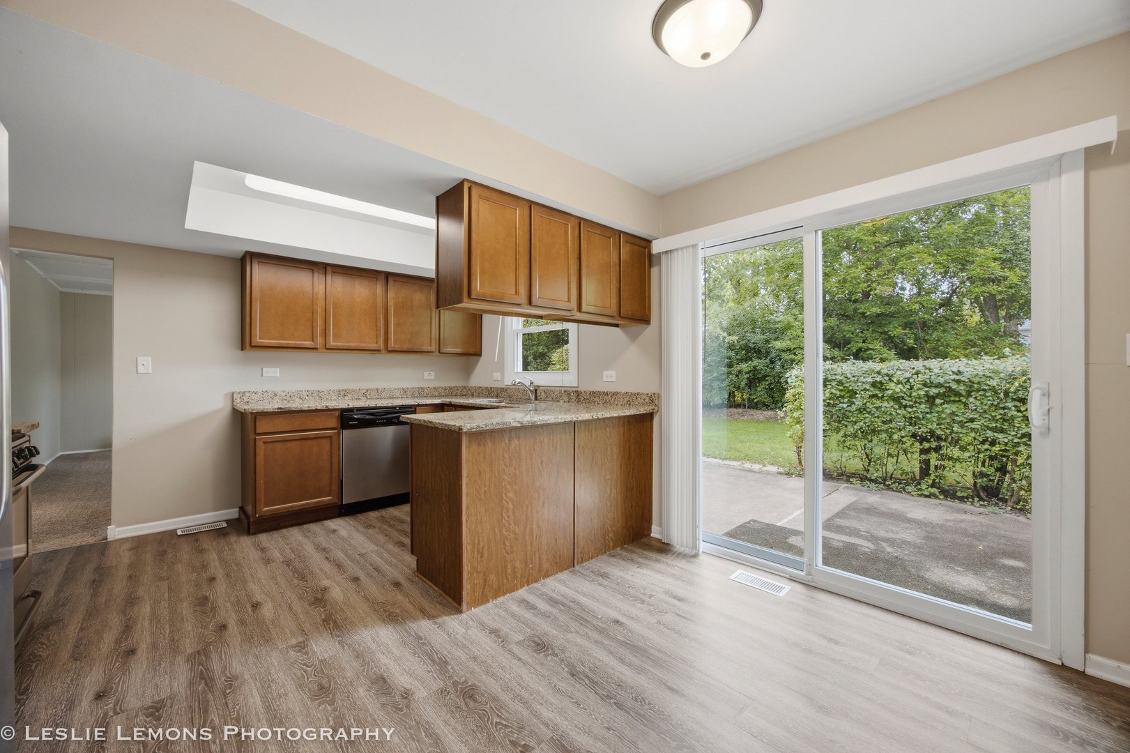 651 Woodhollow Lane Property Photo 13
