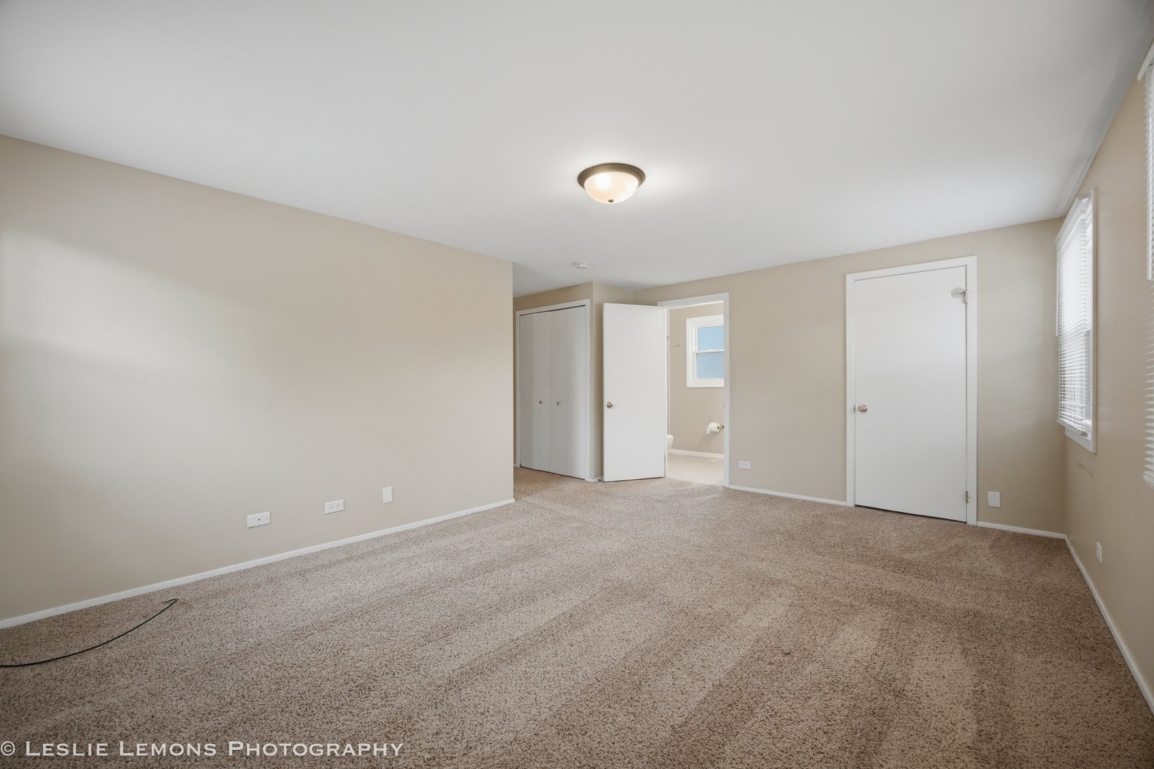 651 Woodhollow Lane Property Photo 18