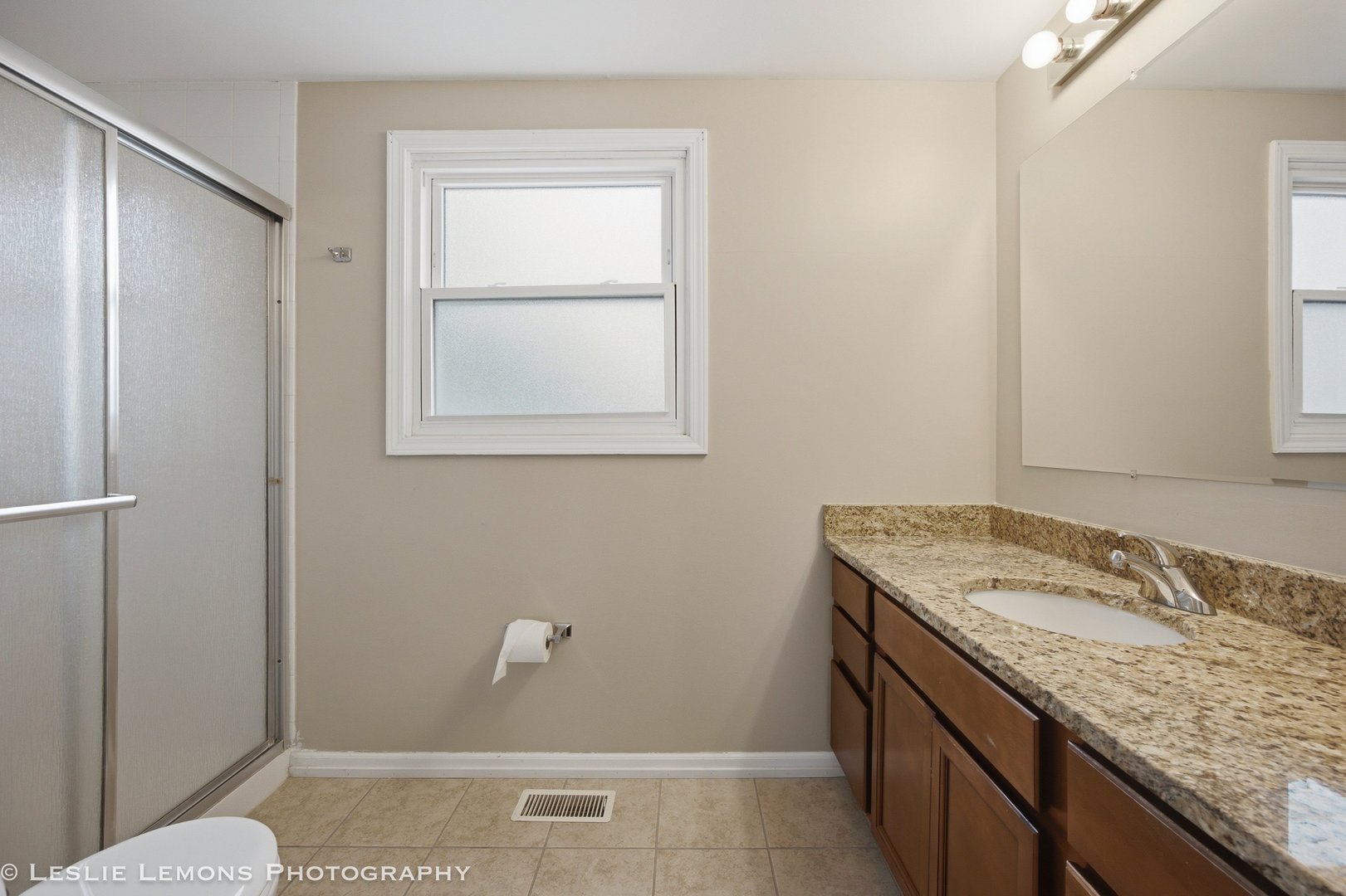651 Woodhollow Lane Property Photo 19