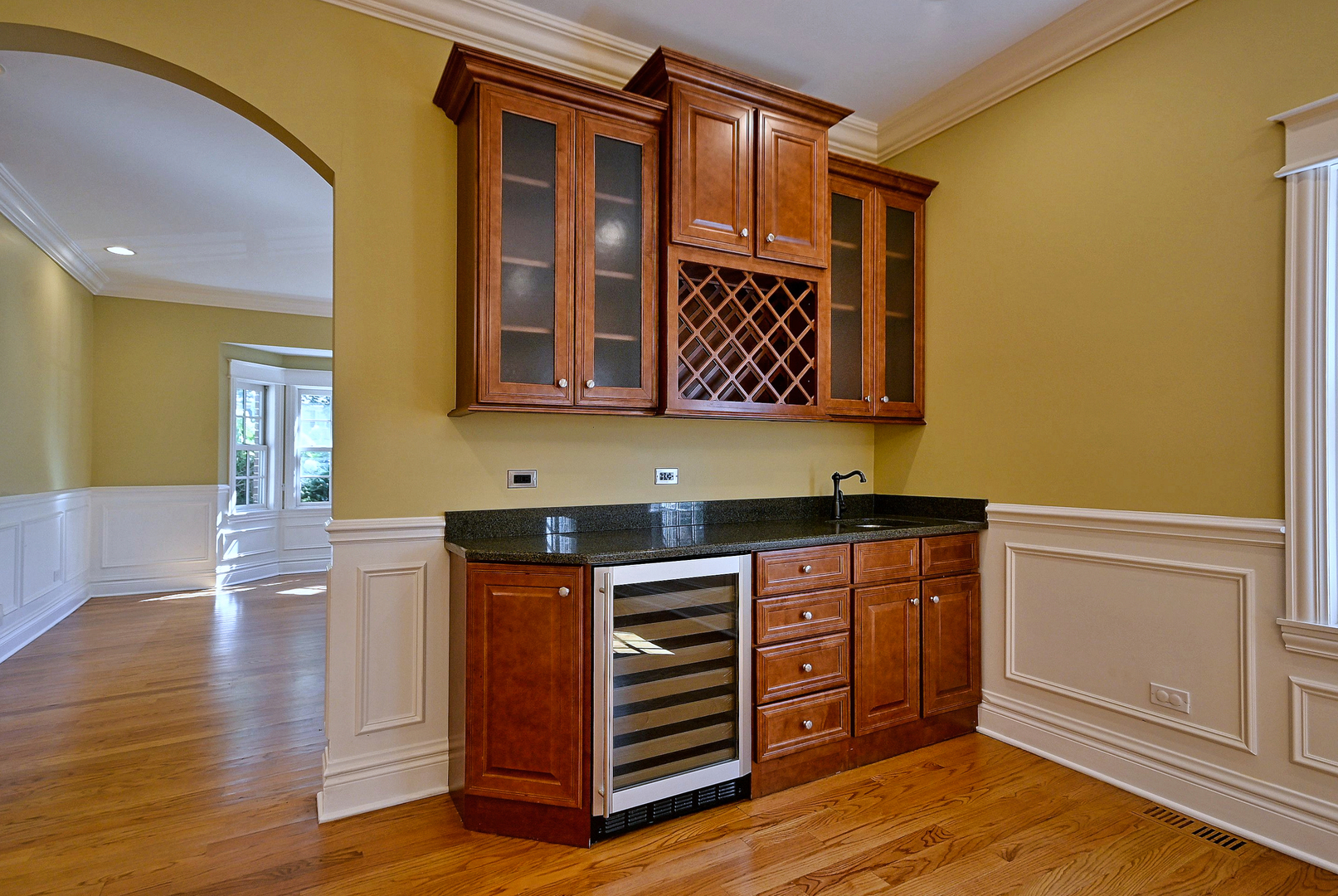 1430 Park Avenue Property Photo 30